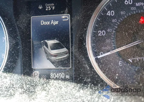 2016 Toyota Camry Le z USA, uszkodzony, nr VIN 4T4BF1FK6GR556825